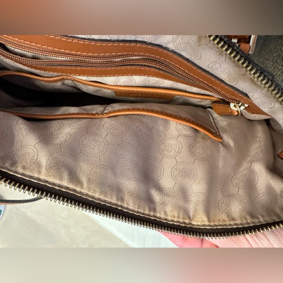 Michael Kors tote bag - Picture 7 of 15